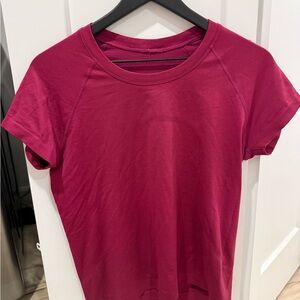 Swiftly Tech Short-Sleeve Shirt 2.0
Race Length